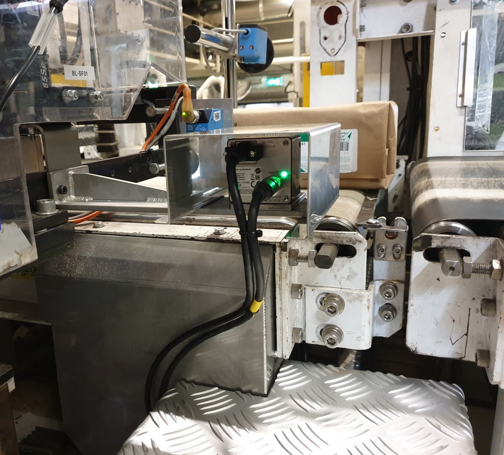 Paper Surface Inspection Case: Surface inspection of paper packaging